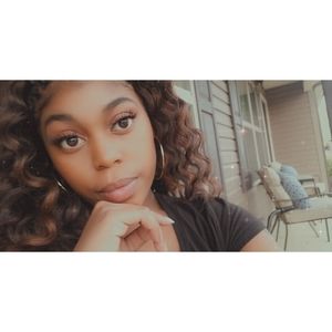 Meet your Posher, Kyra